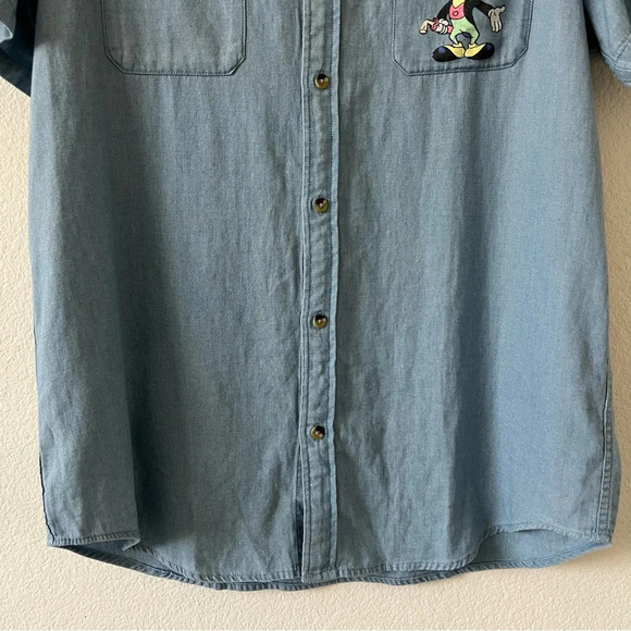 Disney Parks x Junk Food Pinocchio Jiminy Cricket Geppetto Chambray Camp Shirt M - Picture 5 of 16